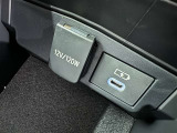 シガーソケット用の充電器が使用可能です!