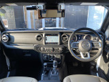 ラングラー アンリミテッド サハラ 4WD 本革シート