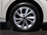195/55R16タイヤ/6.5J x 16 アルミホイール