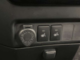 運転席、助手席シートヒーター付きです!寒い冬もすぐに座面が温まります。
