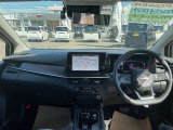 機能的で使いやすい内装になっております!ドリンクホルダーや収納スペースがたくさんあり便利☆
