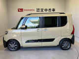 側面からの写真です。ご希望のお車が見当たらない場合は、弊社スタッフがしっかりとお客様のご要望に合ったお車をお探し致します。