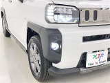 フォグランプ装着車です。暗い夜道の車両前方を明るく照らします