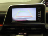 バックモニターを装備しています。車庫入れ時等に車両後方が確認出来るのでとても便利です。