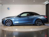 BMWではロングホイールベースの採用をしており、すべての車種に適用され、走行中の安定感の向上されております。また室内空間の広さにも貢献しております。