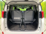 【パワーバックドア】スマートキーや運転席のボタンを押すだけでリアゲートが自動で開閉します!荷物を持っている時や、高い位置にあるバックドアを閉める際に便利な機能です♪