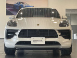 ポルシェセンター柏の葉のお車をご覧いただきありがとうございます!当店はポルシェ認定中古車品質基準をクリアした車両のみを展示しております!