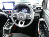 【運転席】運転席周りの画像です。プロの手で隅々までクリーニングしています。ご来店いただき実際に見てみてくださいね☆