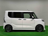 ドアは約90度に開くので荷物も積み込みやすく、乗り降りもしやすい♪ ロングドライブも快適に過ごせる工夫がいっぱいです♪♪