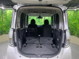普段のお買い物や通勤、送迎等に十分な荷室スペースを確保しております。セカンドシートを倒すと、大きな荷物の積載も可能です♪