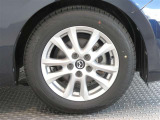 R7年式夏タイヤ205/60R16ダンロップ製です。