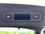 【パワーバックドア】スマートキーや運転席のボタンを押すだけでリアゲートが自動で開閉します!荷物を持っている時や、高い位置にあるバックドアを閉める際に便利な機能です♪