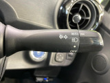 【オートライト】周りの明るさに応じて自動でヘッドライトの点灯・消灯ができる機能です!ライトの付け忘れ・消し忘れなどが無くなり、雨の日や夕方の走行も安心!トンネル通過時も便利ですね♪