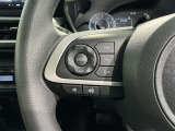 ステアリングスイッチ装備!運転しながら手元でオーディオの操作などができます。