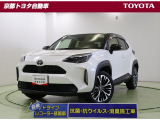 ムダをそぎ落としたスタイリッシュなフォルムでありながら、SUVらしい力強い足回りで存在感を持つ【ヤリスクロス】。安全装備もしっかりした人気の車です。