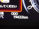スタッドレス/夏タイヤの保管場所にお困りはありませんか?また、『重くて持ち運びが大変・盗難や劣化が心配!』というお客様の声へお答えします。専用倉庫にて愛車のタイヤを保管致します!