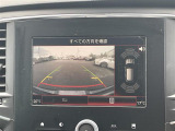 バックカメラ付きです。コーナーセンサーもついており、駐車時も安心ですね♪