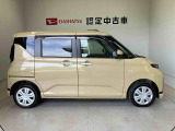 車両右側面からの写真になります。車をご覧になりたい時はお気軽に最寄りの店舗へご相談下さい。