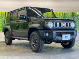 高透明度のガラス皮膜で撥水はもちろん、上質なツヤ・光沢を実現。紫外線や酸性雨から大切な愛車を保護し、色あせ・劣化を防止。「弾スプラッシュコート」、「弾プリミッサコート」からお選びいただけます。