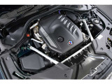 アルピナがチューニングを施した3.0L直列6気筒ディーゼル・ビターボ。出力347PS、最大トルク730N・mという数値を発生します。