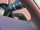 【サテンクロームパドルシフト】運転席から任意で、変速を自由自在に操ることができます。