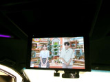 後席モニター付。後席に乗車するお子様も好きな映像を鑑賞しながら、飽きずにドライブできますね。