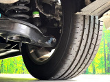 お車を安心してお乗りいただく為には、足回りの定期点検が欠かせません。サービスサポート(有償保証)では無料点検もご提供しており、安心のカーライフをお過ごしいただけるサポート体制が整っています。