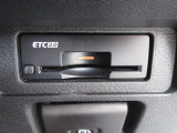 ビルトインETC2・0 インストルメントパネルのデザインにフィットするETCです。