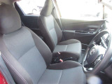 見通しのよいすっきりとした視界で、誰でも運転しやすいです。運転のしやすさは疲れにくさにも繋がりますよ♪