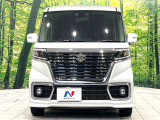 弊社では、全車『修復歴なし』のお車のみ取り扱っております。専任バイヤーによる厳選した仕入れの後、入庫後の車両チェックを行い、ネクステージが認定した高品質な中古車をご提供しております。