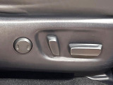 【パワーシート】スイッチ一つで簡単にシートの微調整が可能!電動だから力もいりません!快適なシートポジションにセットして、快適なドライブをお楽しみください。