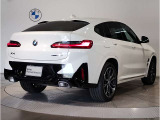 BMWのお車は、&ldquo;駆け抜ける歓び&rdquo;を体現しております。走行の安定性とコーナリングの良さを追求し、思い通りにハンドルの操作可能です。