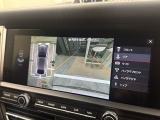 サラウンドビューモニターで車両周辺の確認をアシストします。