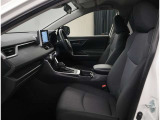 当店は大型整備工場も併設しております。購入後の車検やオイル交換などメンテナンスはもちろん、アフターサービスは当店にお任せください!