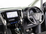 ★使いやすさや安全性を追求したステアリング周り!高級車ゆえにスイッチ類が多いのも特徴ですね!考え尽くされた配置ですぐに使いこなす事が出来ますのでご安心下さい!是非、体感してみて下さい!!