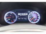 トヨタ認定中古車には1年間走行距離無制限の『ロングラン保証』がついています。年式は問わず、全国約5,000ヶ所のトヨタのお店で保証修理を受けることができます。