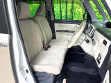 運転席シート廻りは使用感も少なく、良好な状態となっています。丁寧に使われていたことがよくわかりますね。
