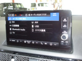 ナビゲーションはホンダコネクトディスプレイを装着しております。AM、FM、Bluetooth、フルセグTVがご使用いただけます。初めて訪れた場所でも道に迷わず安心ですね!