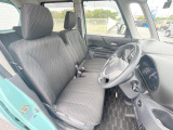 運転席シート廻りは使用感も少なく、良好な状態となっています。丁寧に使われていたことがよくわかりますね。