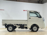 当店では、国家資格を持った整備スタッフがあなたのお車をしっかりサポート!!アフターメンテナンスもすべてお任せ下さい☆