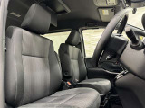 見通しのよいすっきりとした視界で、誰でも運転しやすいです。運転のしやすさは疲れにくさにも繋がりますよ♪