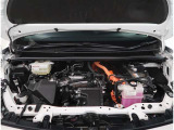 【エンジンルーム】エンジンルームもキレイに洗浄されています。ご納車前にしっかり整備させて頂きますので、ご安心ください。