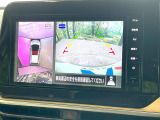 【アラウンドビューモニター】専用のカメラにより、上から見下ろしたような視点で360度クルマの周囲を確認することができます☆死角部分も確認しやすく、狭い場所での切り返しや駐車もスムーズに行えます。