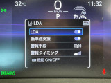 クラウンクロスオーバー 2.5 G アドバンスト E-Four 4WD 修復歴無し