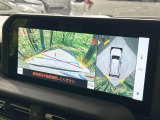 【パノラミックビューモニター】専用のカメラにより、上から見下ろしたような視点で360度クルマの周囲を確認することができます☆死角部分も確認しやすく、狭い場所での切り返しや駐車もスムーズに行えます。