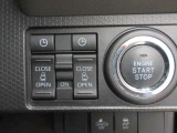 運転席からもスイッチ1つでリヤドアを開閉する事ができます。