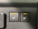 寒い日のドライブを快適にする運転席&助手席シートヒーターが付いてます。アクセサリーソケット(12V/120W)も装備されています。