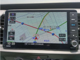 お出かけの際に安心のナビ付です☆バックカメラ機能で駐車もスムーズに行えます。