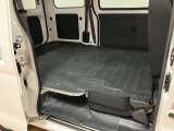 のリヤシートを格納すれば、十分な荷室スペースを確保♪大きな荷物も積み込み出来ます!