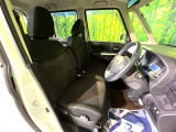 運転席シート廻りは使用感も少なく、良好な状態となっています。丁寧に使われていたことがよくわかりますね。